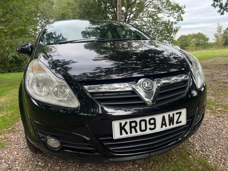 View VAUXHALL CORSA 1.4i 16v Design 5dr (a/c)