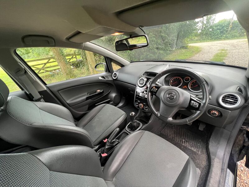 VAUXHALL CORSA