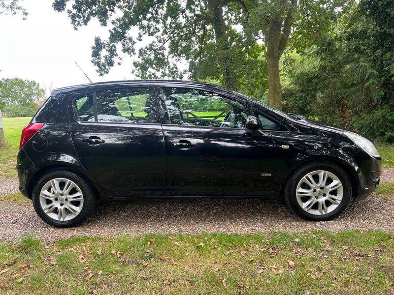 VAUXHALL CORSA