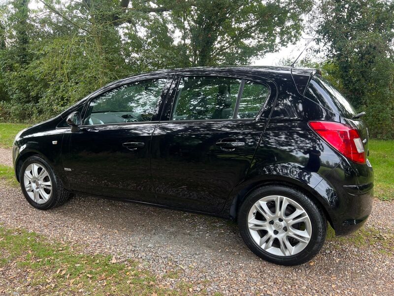 VAUXHALL CORSA