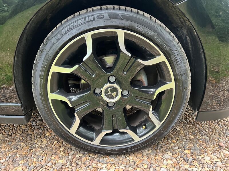 DS AUTOMOBILES DS 3