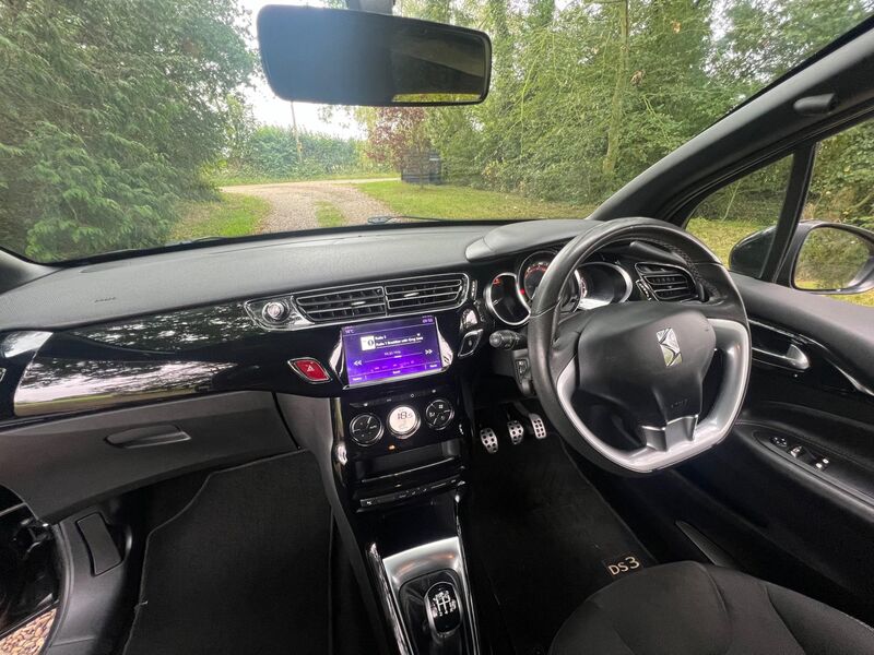 DS AUTOMOBILES DS 3