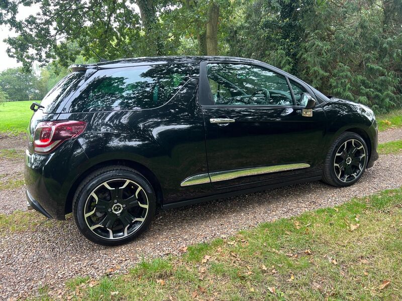 DS AUTOMOBILES DS 3