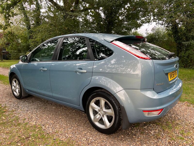 FORD FOCUS