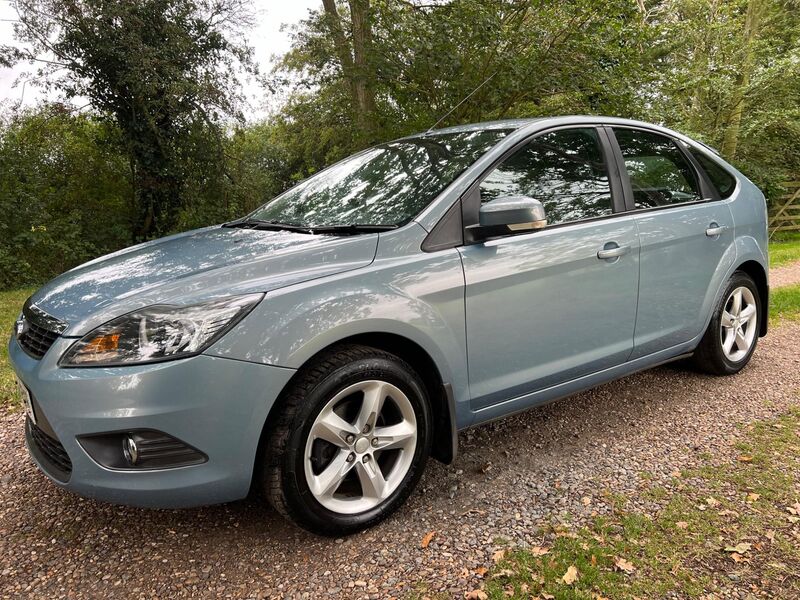 FORD FOCUS