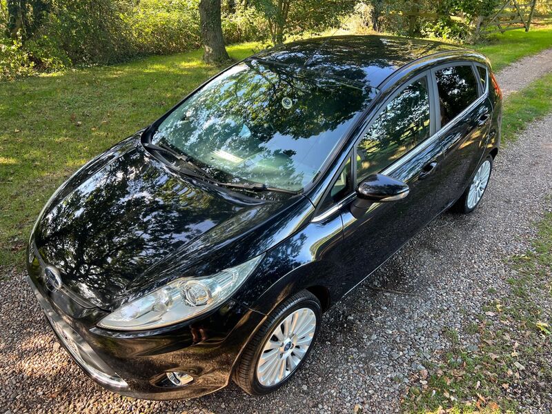 FORD FIESTA