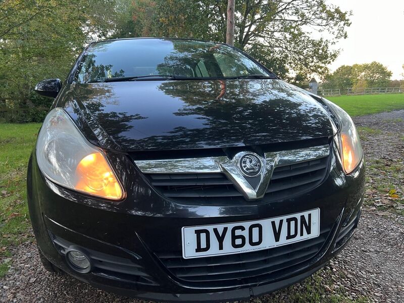 View VAUXHALL CORSA 1.2i 16v SE 5dr (a/c)