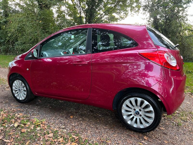 FORD KA