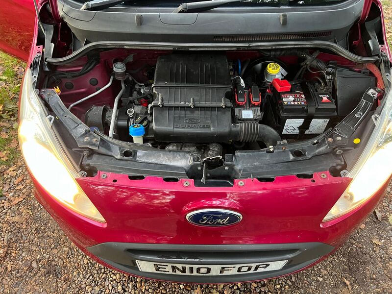 FORD KA