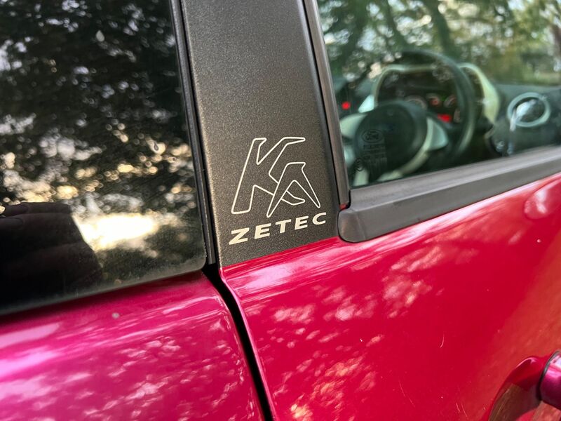 FORD KA