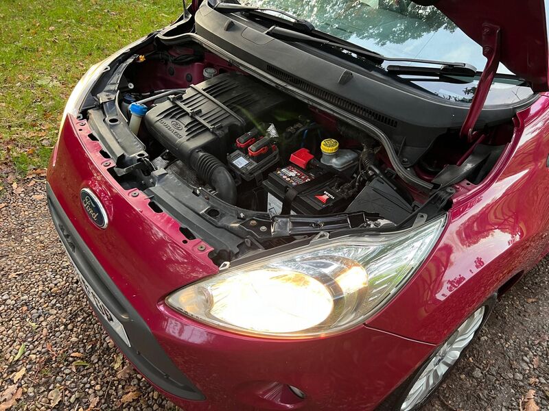 FORD KA