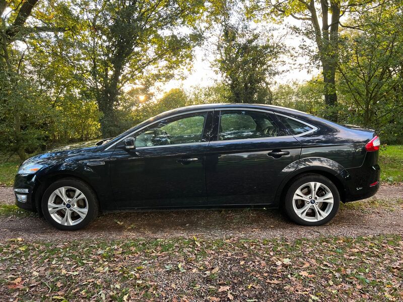 FORD MONDEO