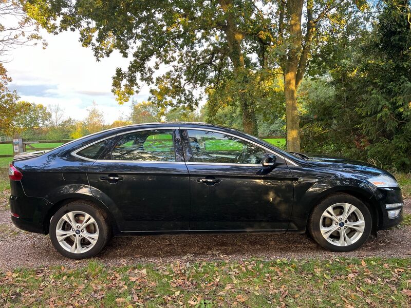 FORD MONDEO