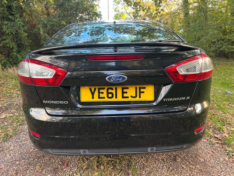 FORD MONDEO