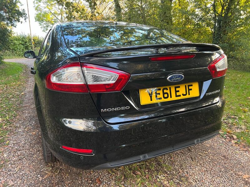FORD MONDEO