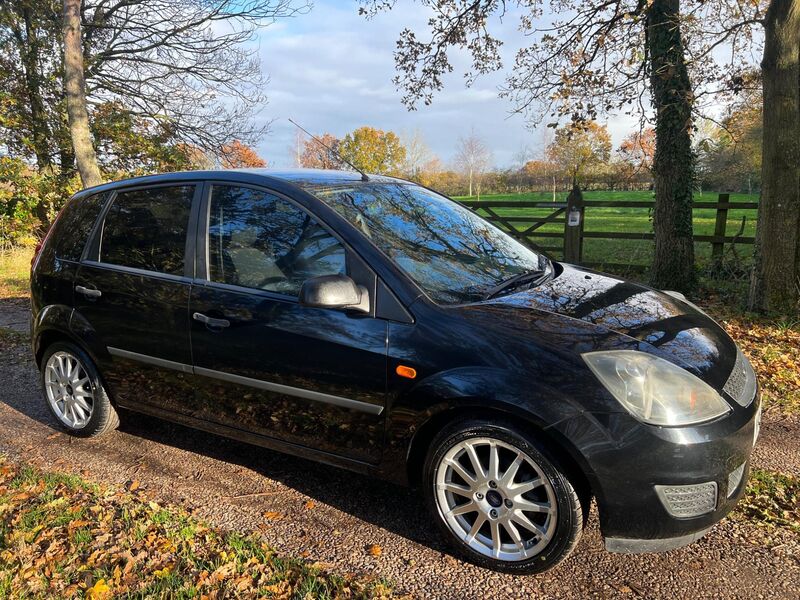 FORD FIESTA