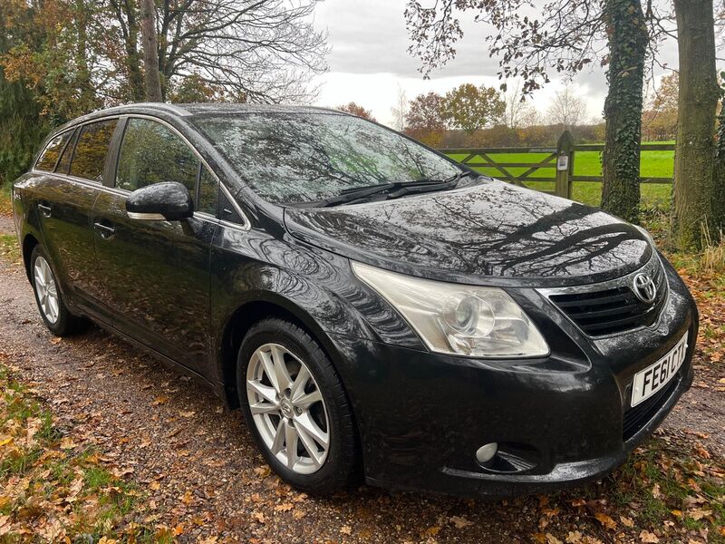 View TOYOTA AVENSIS 2.0 D-4D TR Tourer Euro 5 5dr