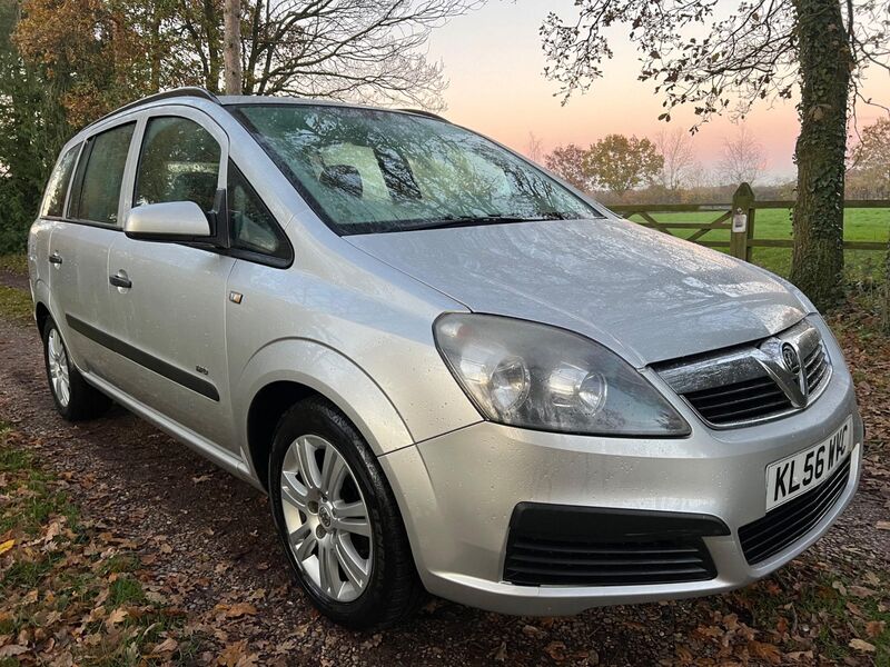 View VAUXHALL ZAFIRA 1.8 16V Life Euro 4 5dr
