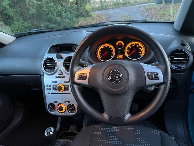 VAUXHALL CORSA