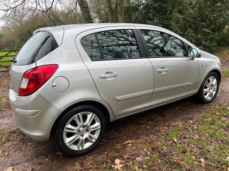 VAUXHALL CORSA