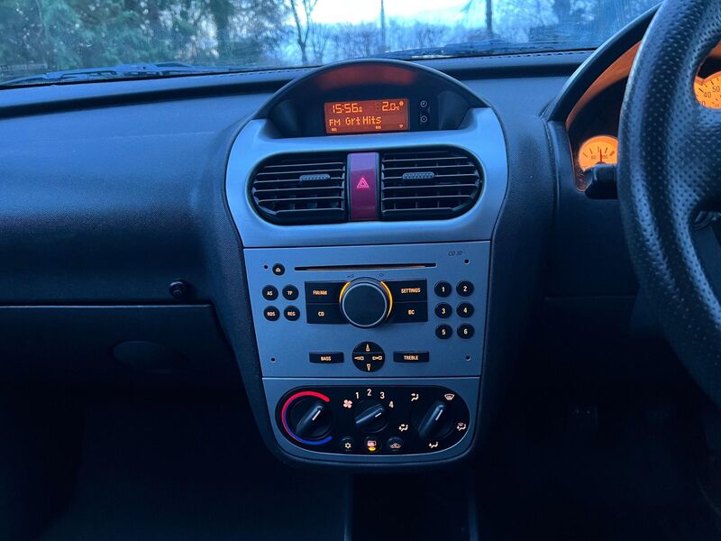 VAUXHALL CORSA