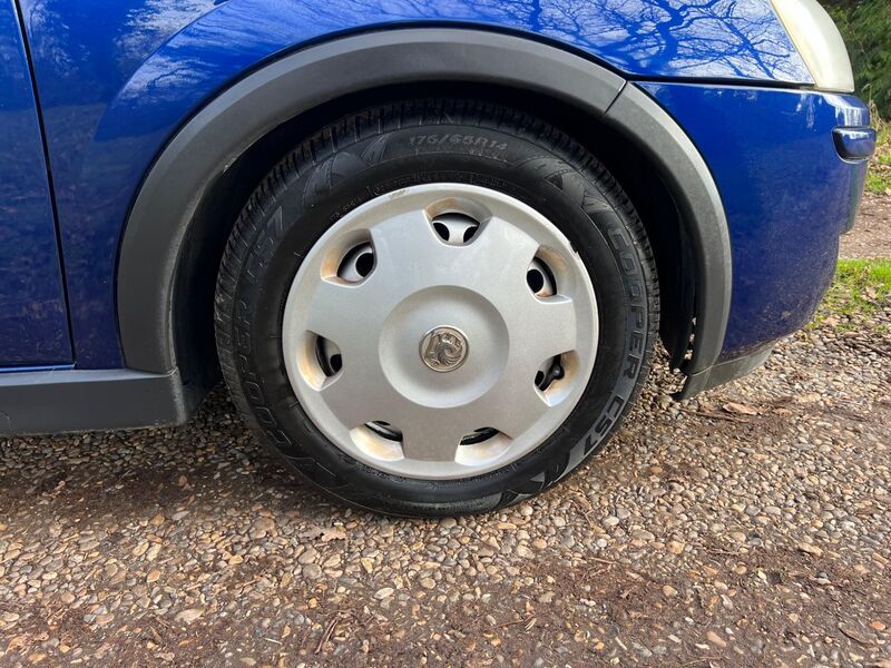 VAUXHALL CORSA