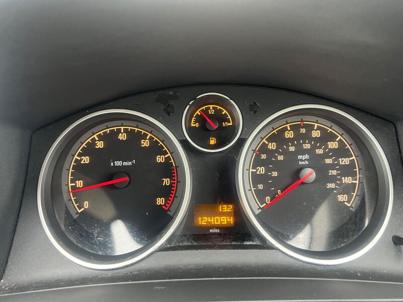 VAUXHALL ZAFIRA