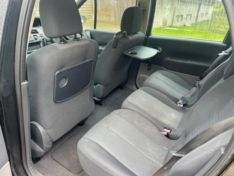 RENAULT SCENIC