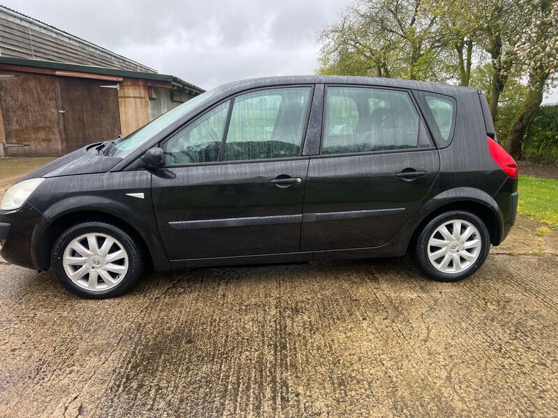 RENAULT SCENIC