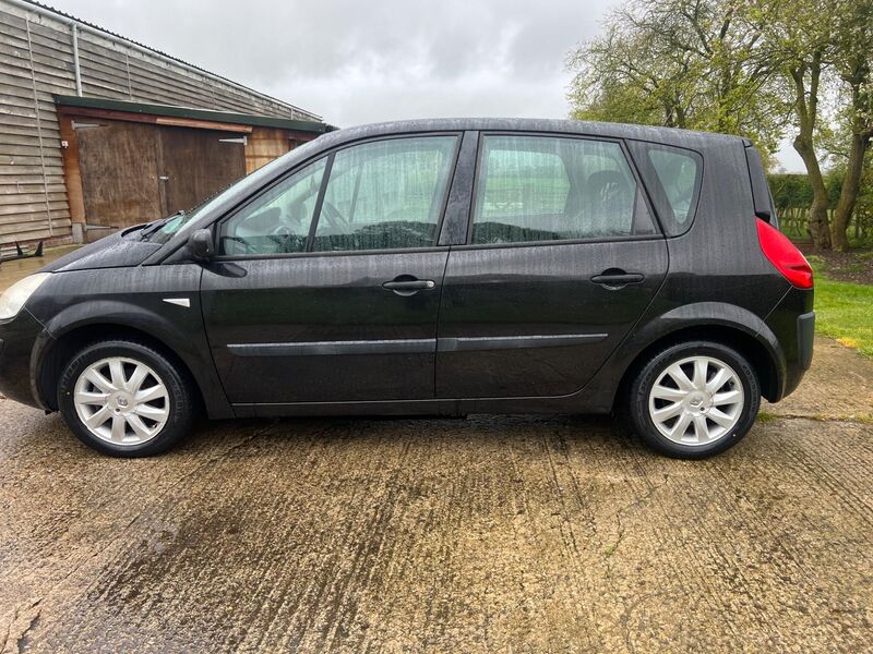 RENAULT SCENIC