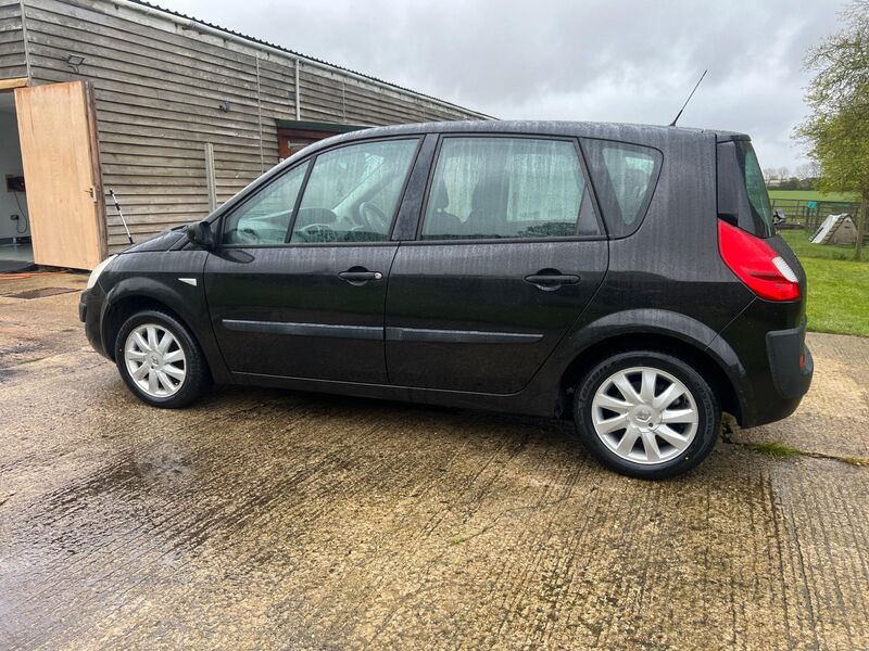 RENAULT SCENIC