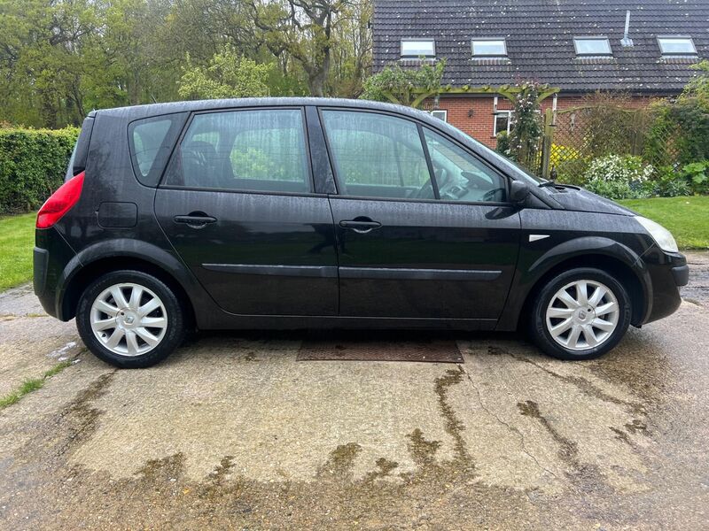 RENAULT SCENIC