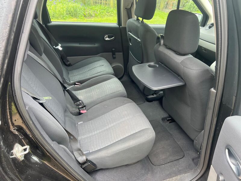 RENAULT SCENIC