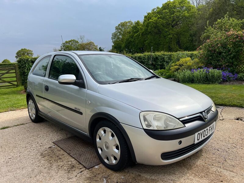 View VAUXHALL CORSA 1.2i 16v Elegance 3dr (a/c)