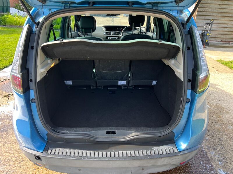 RENAULT SCENIC