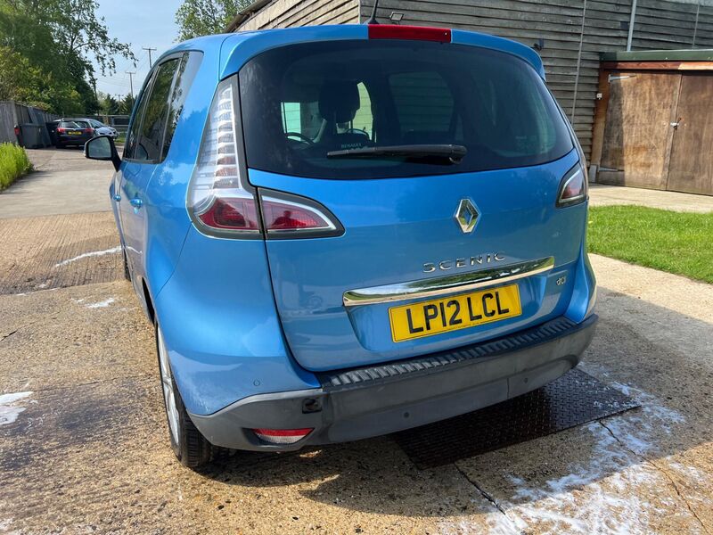 RENAULT SCENIC