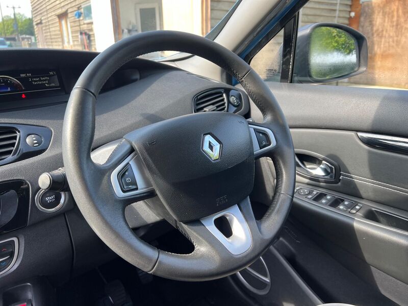 RENAULT SCENIC