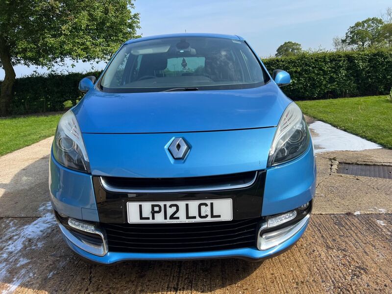 RENAULT SCENIC