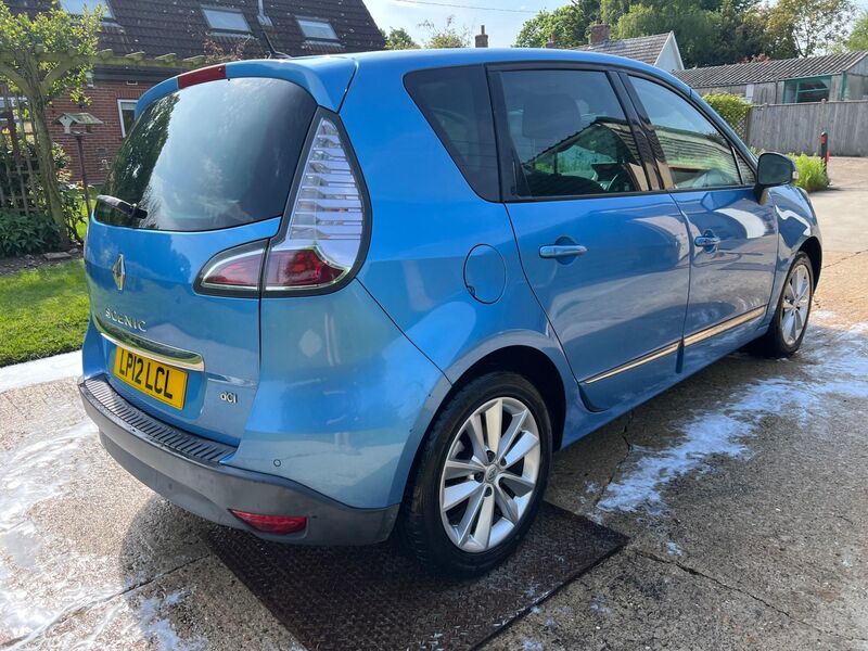 RENAULT SCENIC