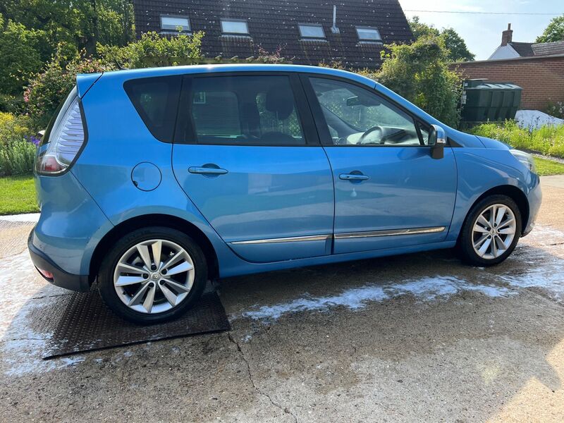 RENAULT SCENIC