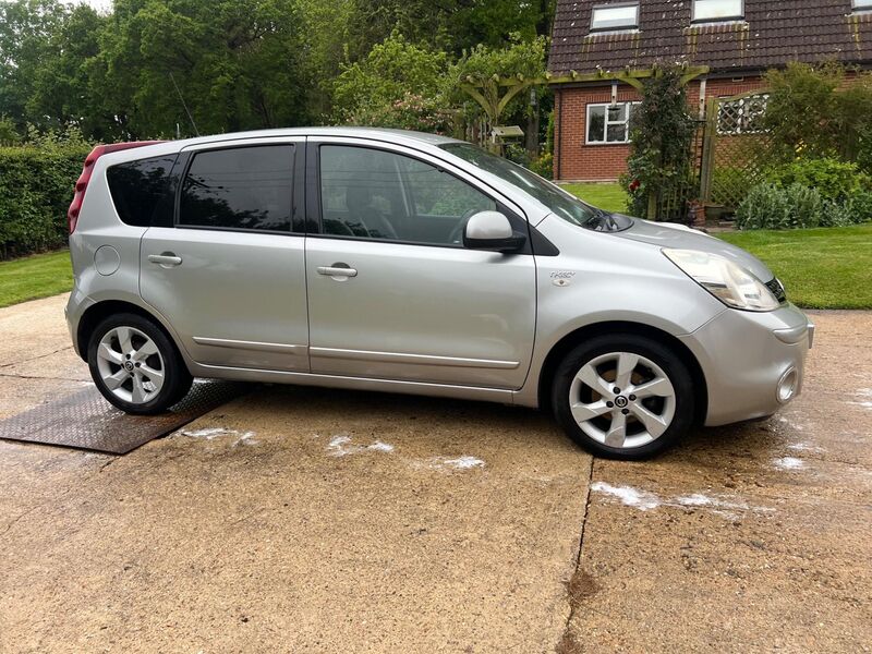 NISSAN NOTE