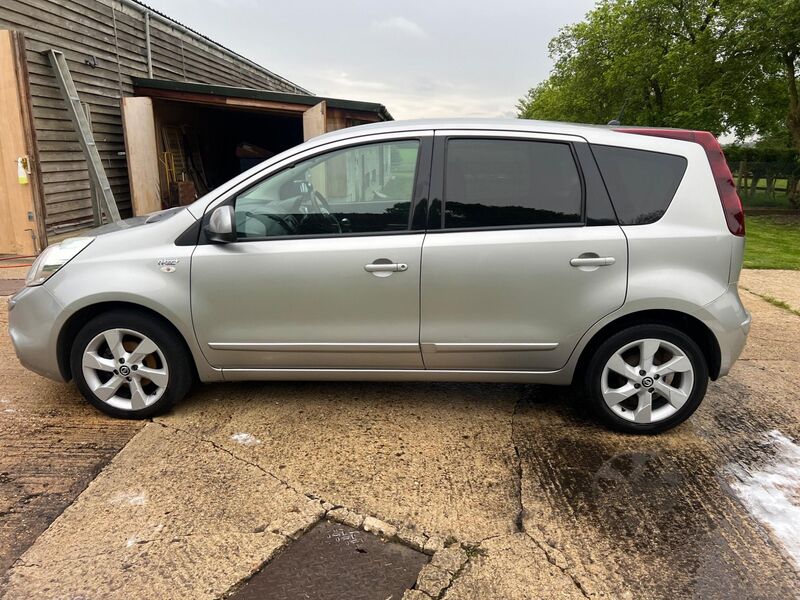 NISSAN NOTE