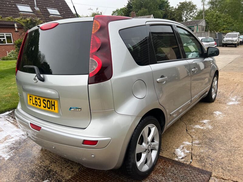 NISSAN NOTE