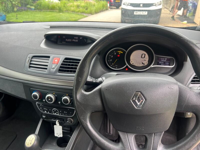 RENAULT MEGANE