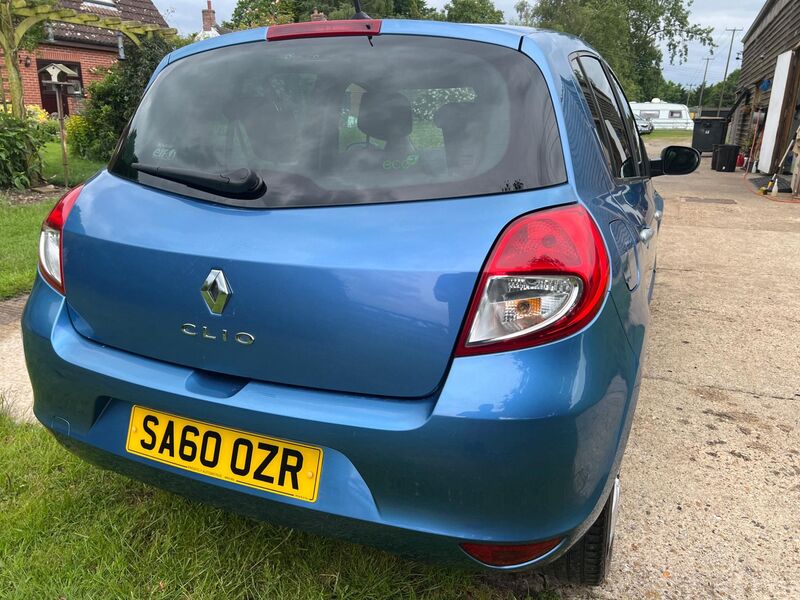 RENAULT CLIO