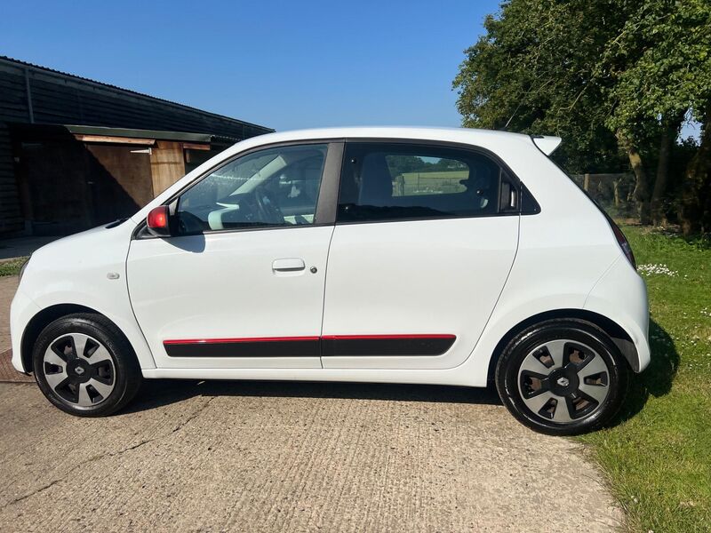 RENAULT TWINGO