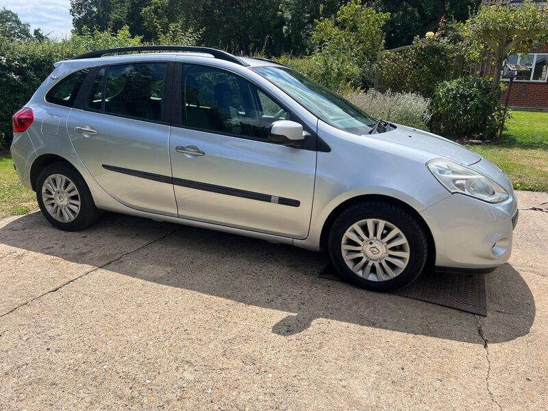RENAULT CLIO