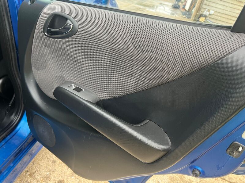 HONDA JAZZ