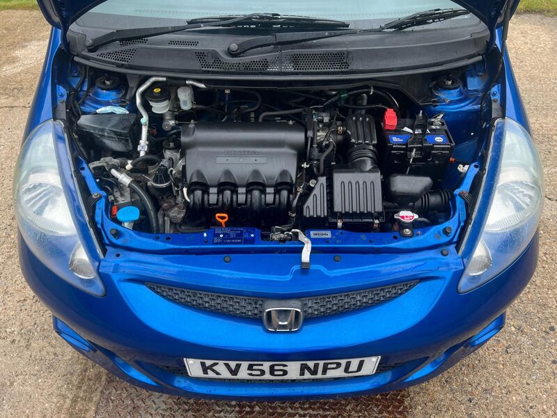 HONDA JAZZ
