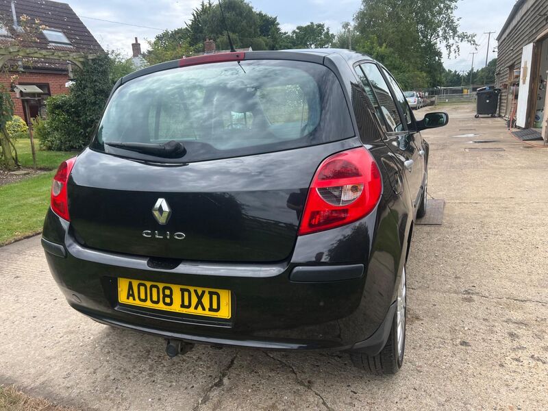 RENAULT CLIO